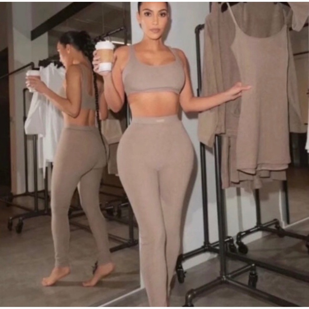 D2 SKIMS Terry Leggings Taupe High Waisted Loungewear Pants Size S